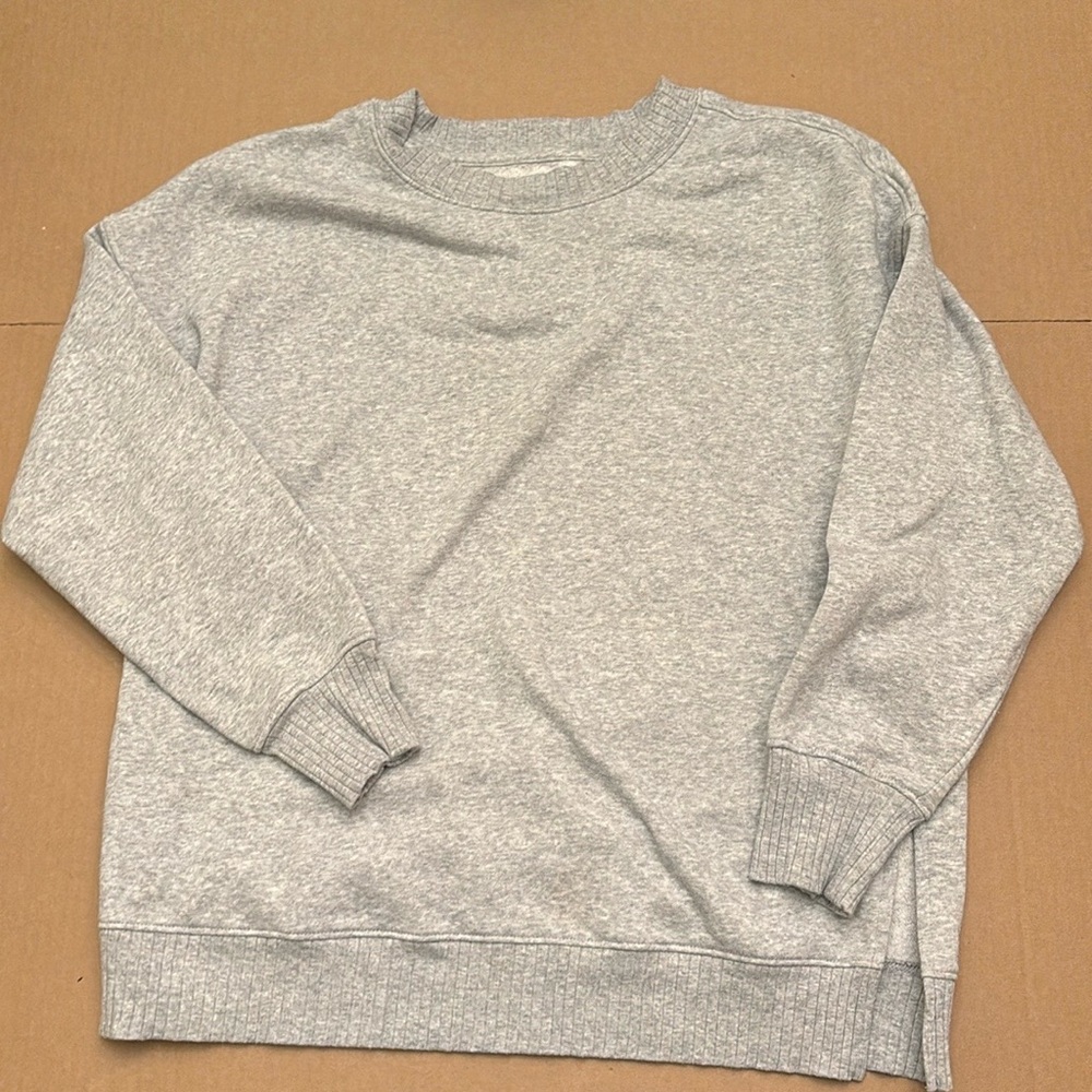 SO grey crew neck oversized sweatshirt medium